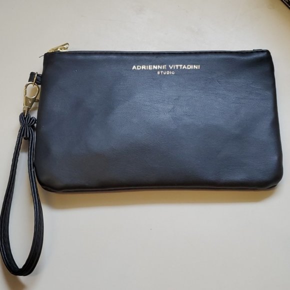 Adrienne Vittadini Charging Wallet Wristlet RFID Protection Black POUCH WOMEN'S - Picture 12 of 12